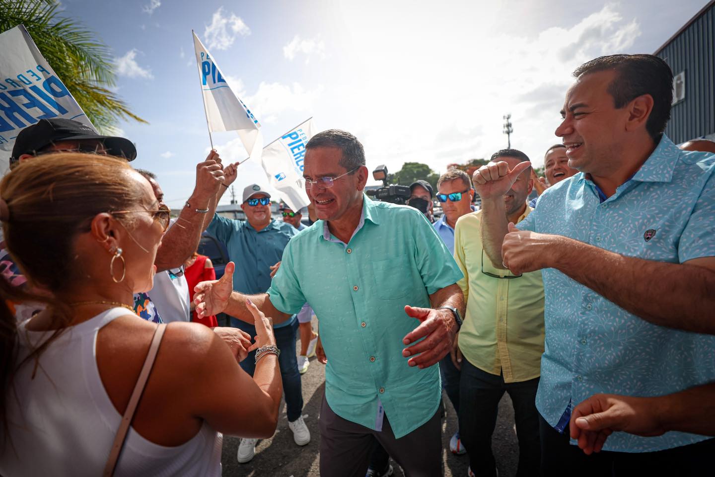 A menos de 24 horas del evento solidifican su triunfo en contacto directo con su equipo electoral y seguidores